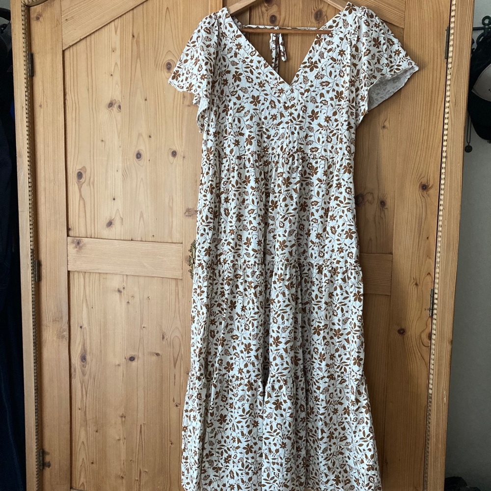 Old Navy Floral Dress in White and Brown